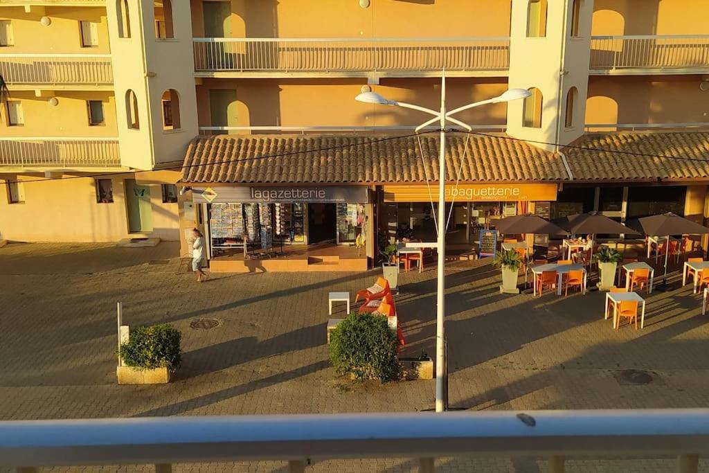 Joli Appartement Avec Grande Et Belle Terrasse, Au Pied De La Plage Du Grazel! جرْويسا المظهر الخارجي الصورة